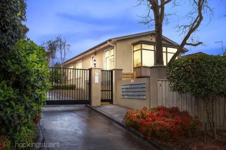 24/3 Bickleigh Street, Glen Iris VIC 3146