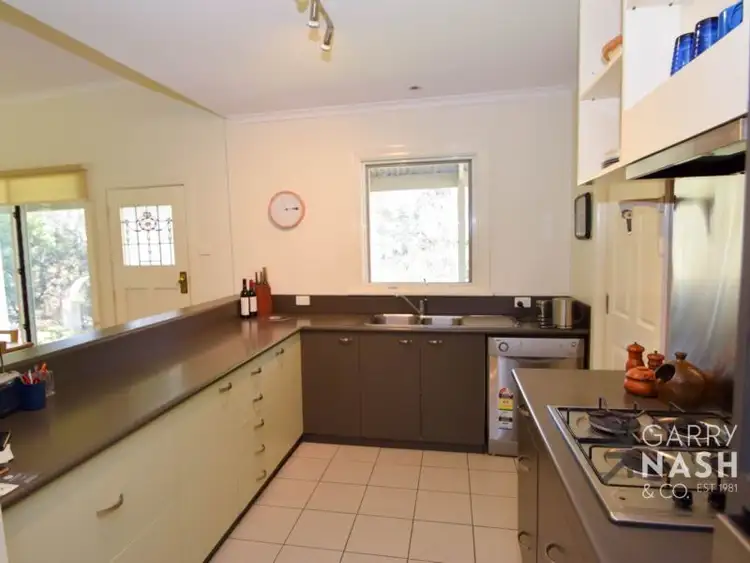Sixth view of Homely house listing, 5 Alexander Court, Wangaratta VIC 3677