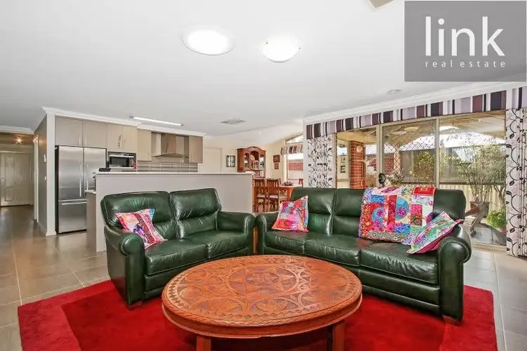 Sixth view of Homely house listing, 25 Honeyeater Circuit, Thurgoona NSW 2640