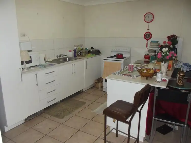 Third view of Homely block of units listing, 82 High Street, Stanthorpe QLD 4380