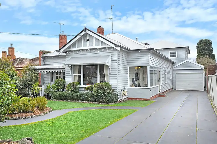 106a Burnbank Street, Lake Wendouree VIC 3350