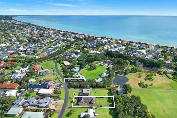 13 Victoria Crescent, Safety Beach VIC 3936
