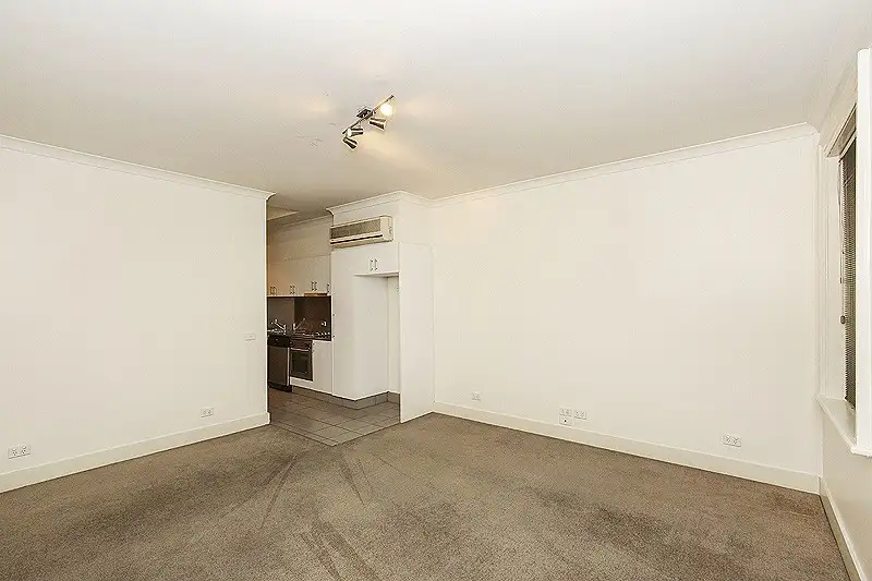 Main view of Homely apartment listing, 5/20 Somerset Place, Melbourne VIC 3000