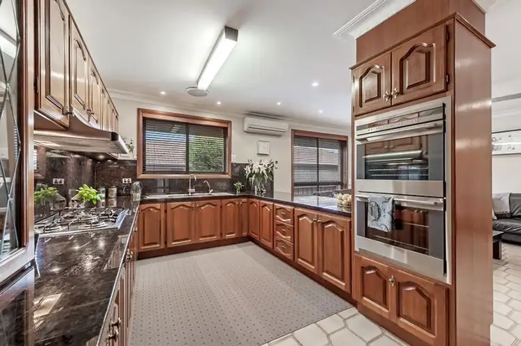 Sixth view of Homely house listing, 10 Carlinga Court, Gladstone Park VIC 3043