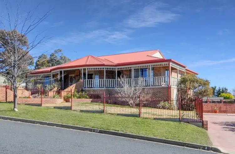 3 Nightmarch Parade, Windradyne NSW 2795