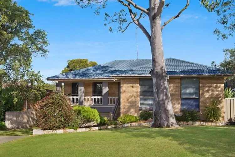 17 Barrington Crescent, Maryland NSW 2287