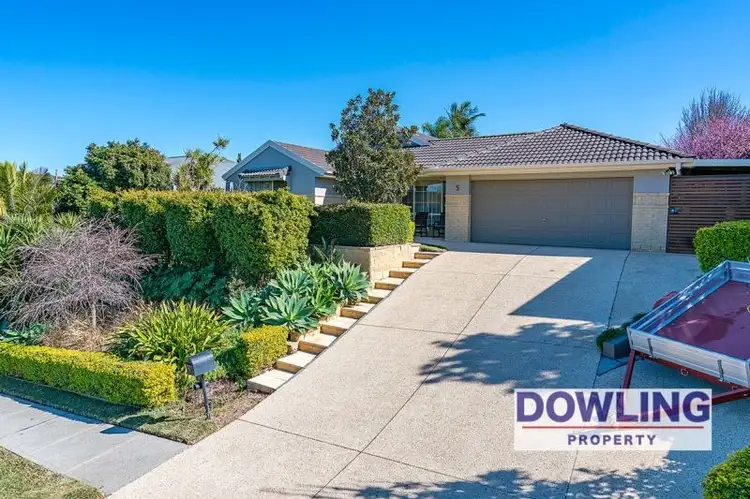 5 Rosettes Street, Fletcher NSW 2287