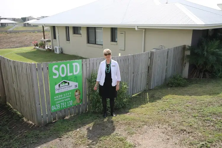 22 Falcon Crest, Zilzie QLD 4710