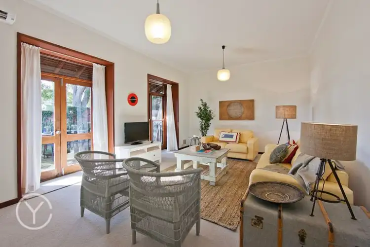 4/17 Airlie Street, Claremont WA 6010