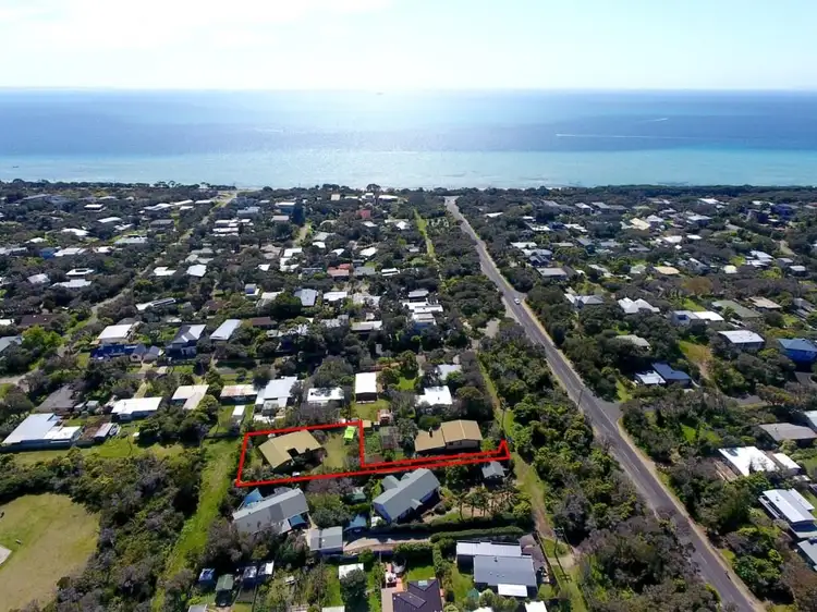 32 Canterbury Jetty Road, Blairgowrie VIC 3942