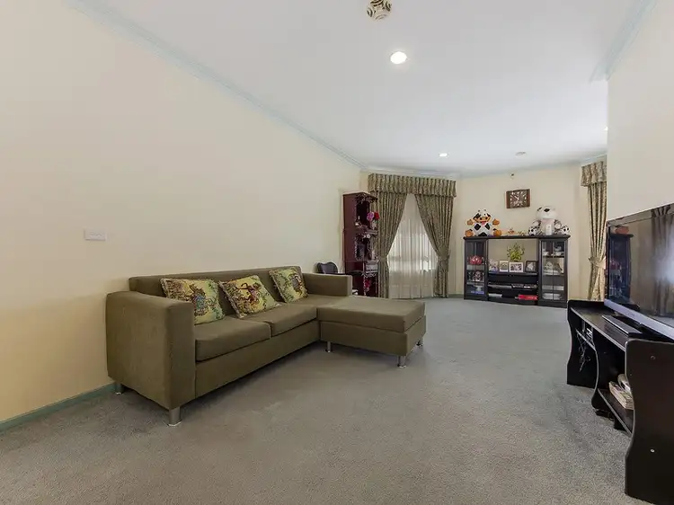 Second view of Homely house listing, 20 Buninyong Way, Delahey VIC 3037