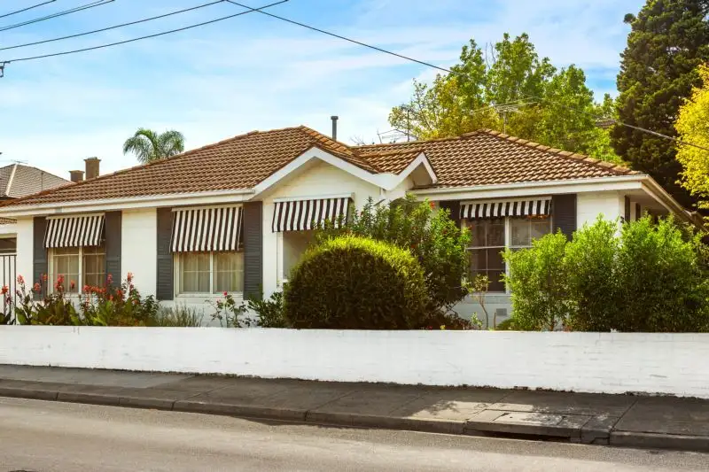 Main view of Homely villa listing, 2/361 Cotham Road, Kew VIC 3101