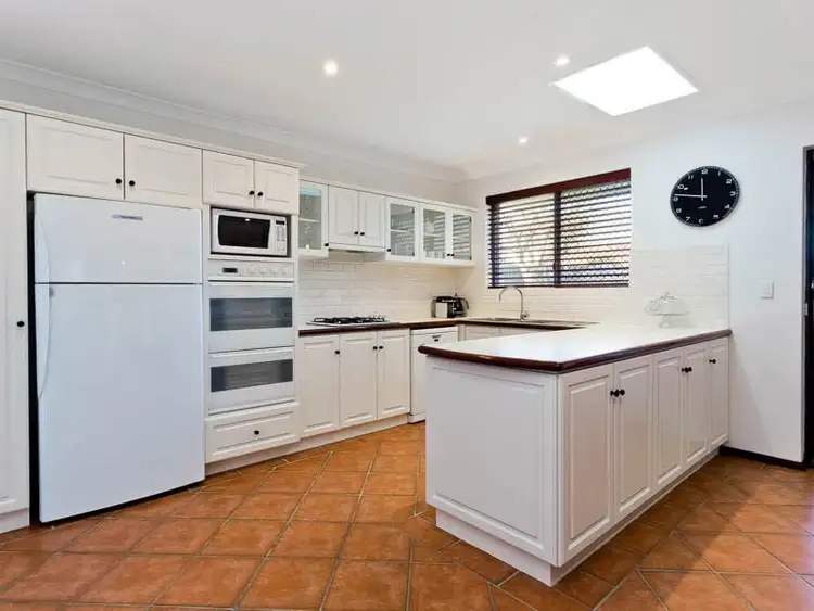 Sixth view of Homely house listing, 6 LYNDOCH CRESCENT, Greenwood WA 6024