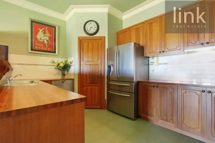 Fifth view of Homely house listing, 285 Racecourse Road, Albury NSW 2640