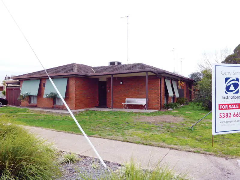 Main view of Homely unit listing, 1/2 McLachlan Street, Horsham VIC 3400