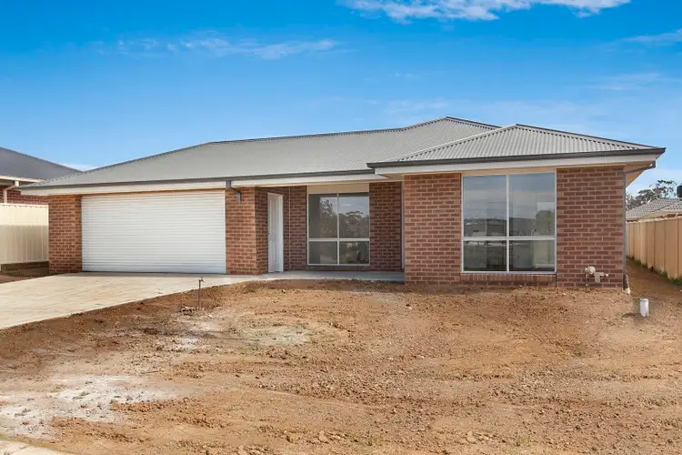 37 Pauline Way, Kilmore VIC 3764