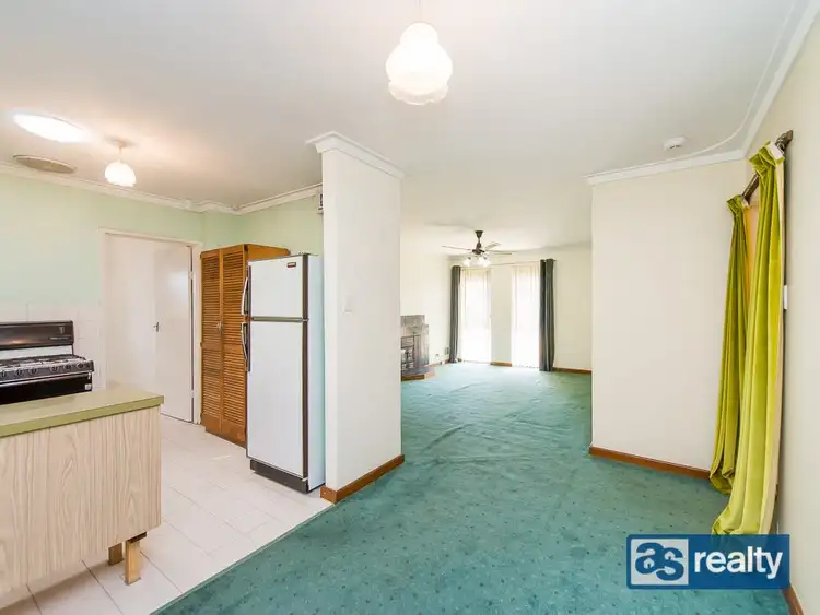 Fifth view of Homely house listing, 31 Embleton Avenue, Embleton WA 6062