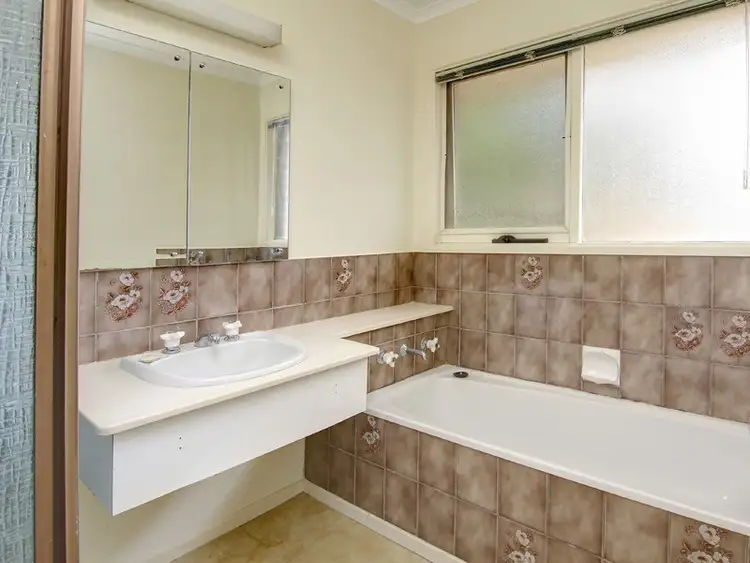 Sixth view of Homely house listing, 6 Minno Court, Frankston VIC 3199