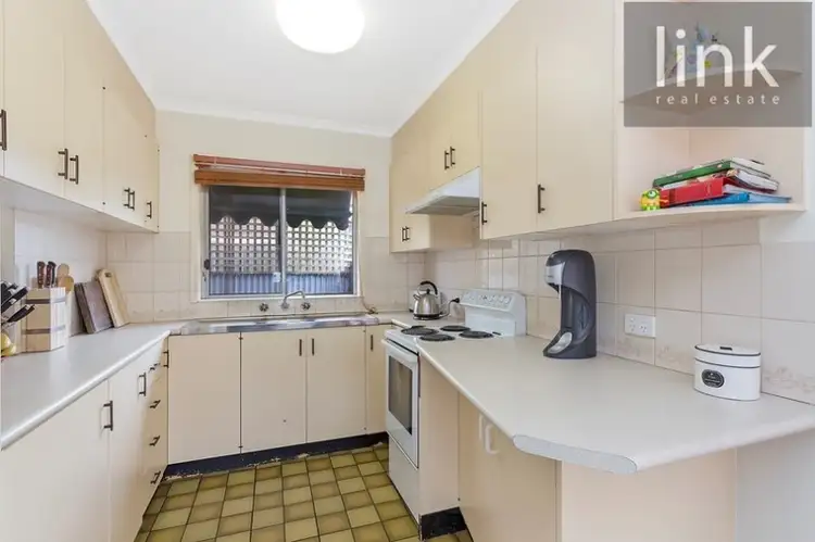 Fourth view of Homely townhouse listing, 1/525 Hovell Street, Albury NSW 2640