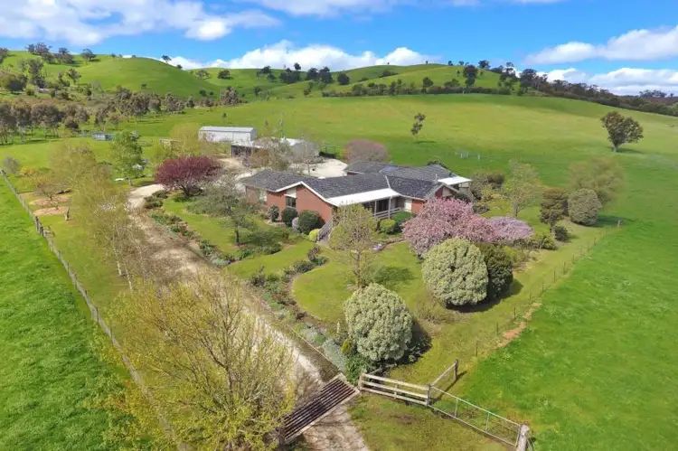 1042 Break O'Day Road, Glenburn VIC 3717