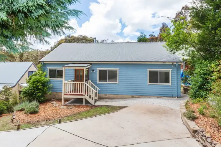 15 Beaufort Avenue, Mount Victoria NSW 2786