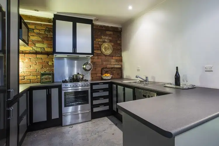 Fourth view of Homely house listing, 252 Rosslyn Street, West Melbourne VIC 3003