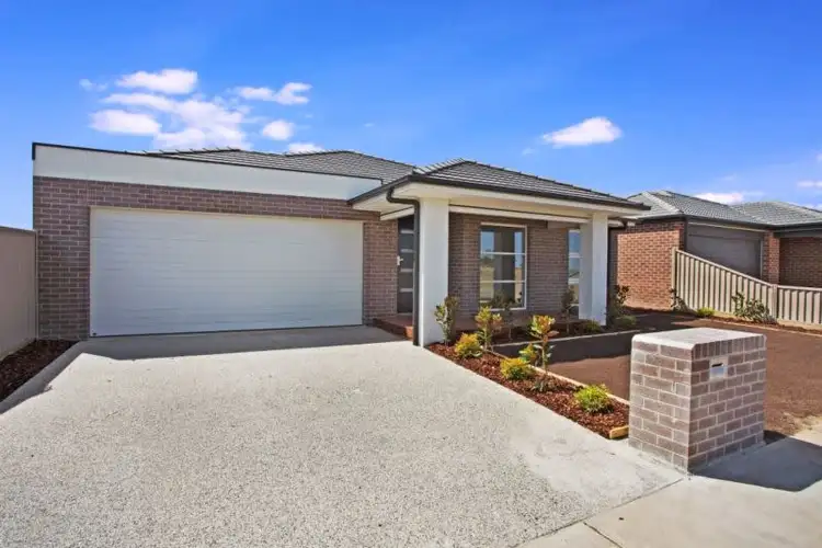 9 Anton Drive, Alfredton VIC 3350