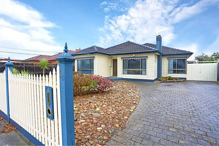 15 Frank Street, Sunshine West VIC 3020