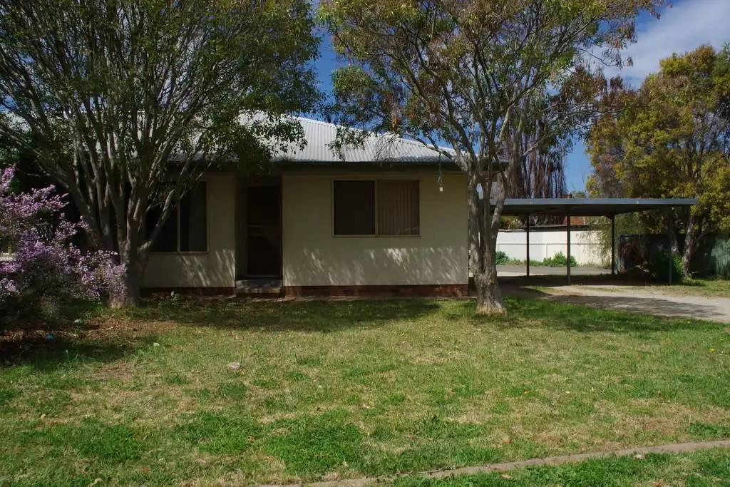 Main view of Homely unit listing, Unit 1/2 Day Street, Cowra NSW 2794
