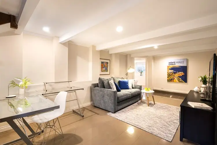 Fifth view of Homely house listing, 6 Ella Court, Doncaster VIC 3108