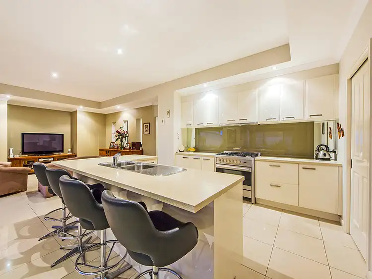 Sixth view of Homely house listing, 10 Grovedale Circuit, Cairnlea VIC 3023