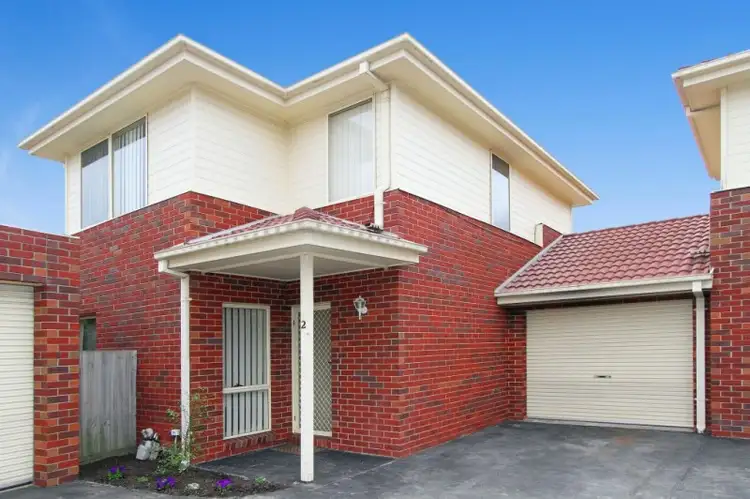 2/8 Zurzolo Terrace, Epping VIC 3076