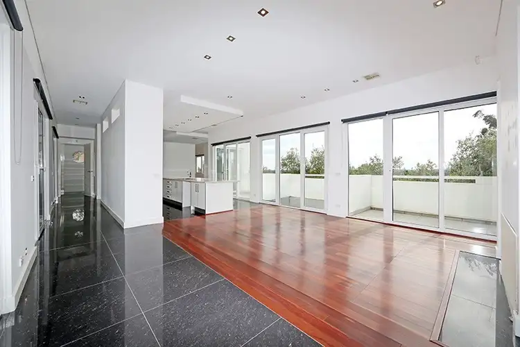 Fourth view of Homely house listing, 3 Hayes Court, Lysterfield VIC 3156