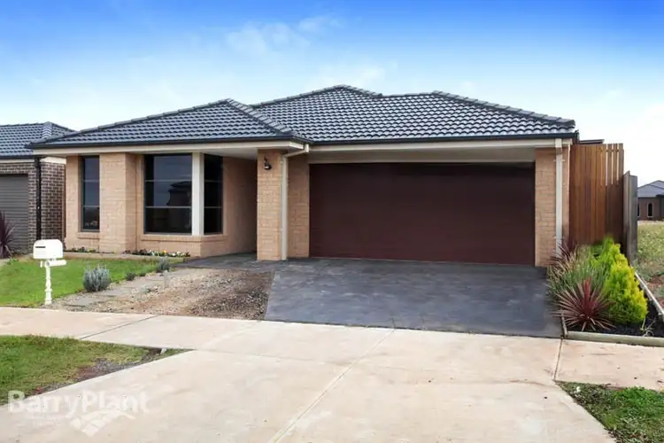 11 Medina Court, Melton West VIC 3337