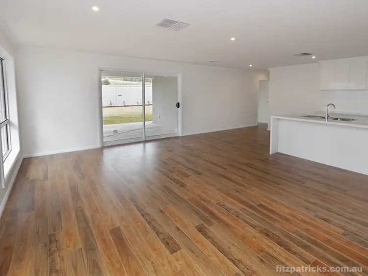 Sixth view of Homely house listing, 6 Chipp Place, Lloyd NSW 2650