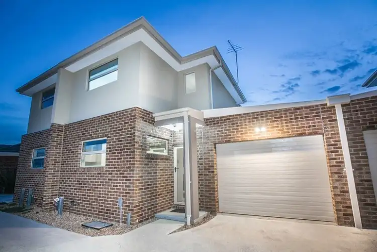 Second view of Homely house listing, 2/3 Poplar Street, Thomastown VIC 3074