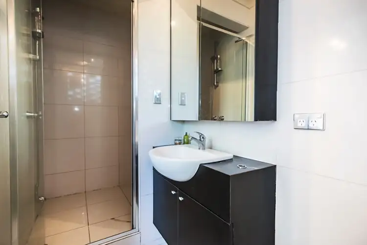 Fourth view of Homely apartment listing, 1/26 Lansdowne Road, St Kilda East VIC 3183