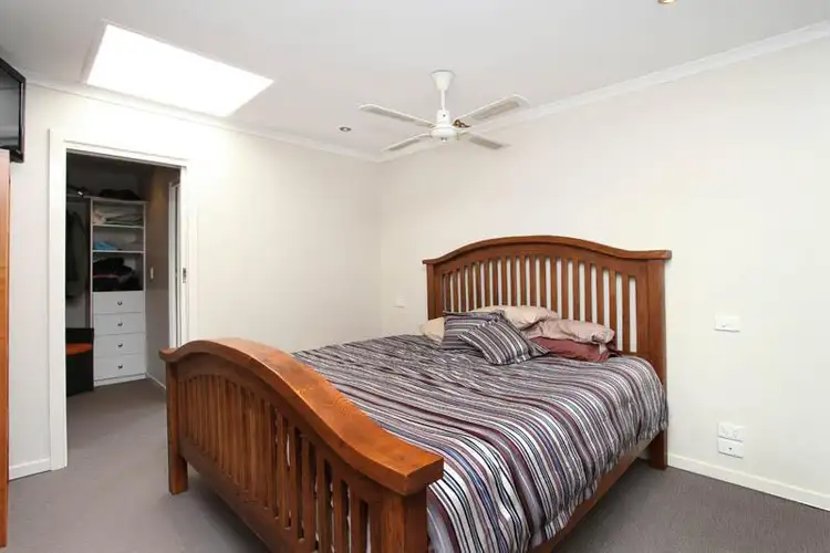 Sixth view of Homely house listing, 5 Kingsley Drive, Sunbury VIC 3429