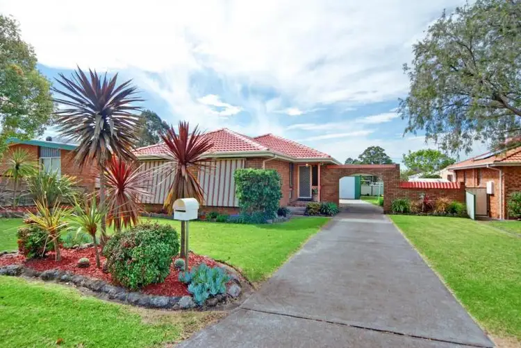3 Monk Crescent, Bomaderry NSW 2541