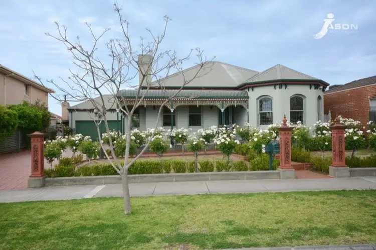 36 Aberdeen Avenue, Greenvale VIC 3059