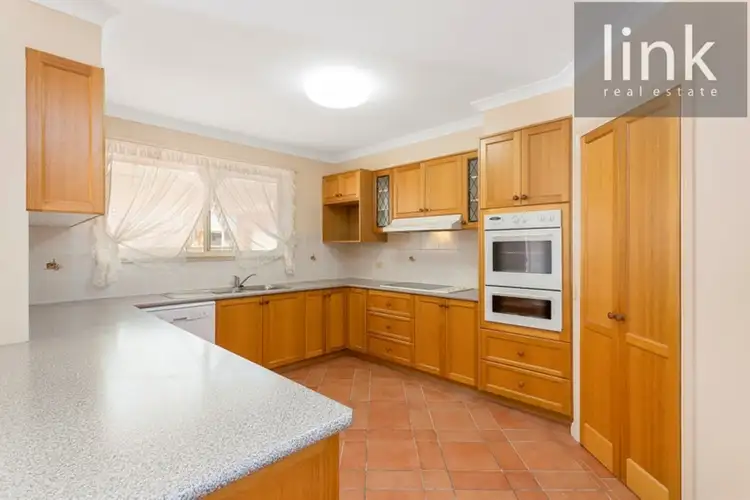 Third view of Homely house listing, 282 Bimbadeen Avenue, East Albury NSW 2640