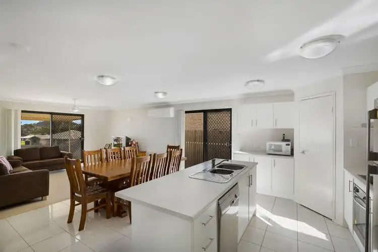 Fourth view of Homely unit listing, 1/50 Wareena Crescent, Glenvale QLD 4350