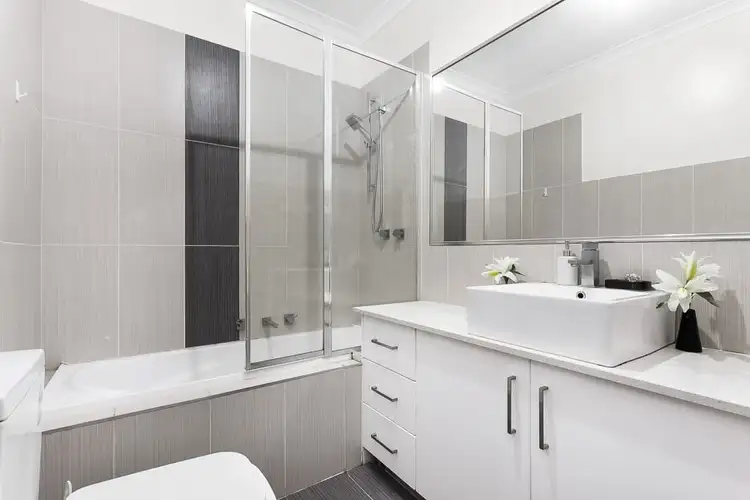 Fourth view of Homely townhouse listing, 2/4 Farringdon Street, Pascoe Vale VIC 3044