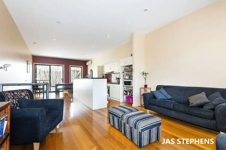 2/3 Canterbury Street, Yarraville VIC 3013