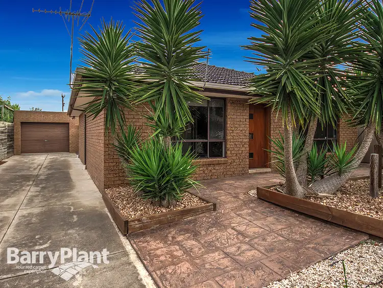1 Batten St, St Albans VIC 3021