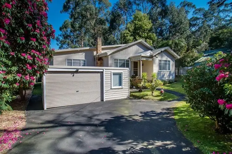 40 Hazel Grove, Tecoma VIC 3160