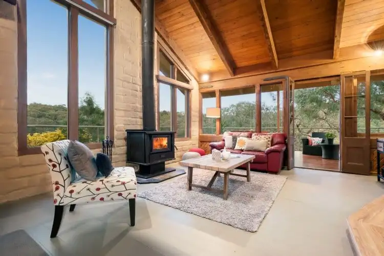 Fifth view of Homely house listing, 590 Mount Pleasant Road, Research VIC 3095