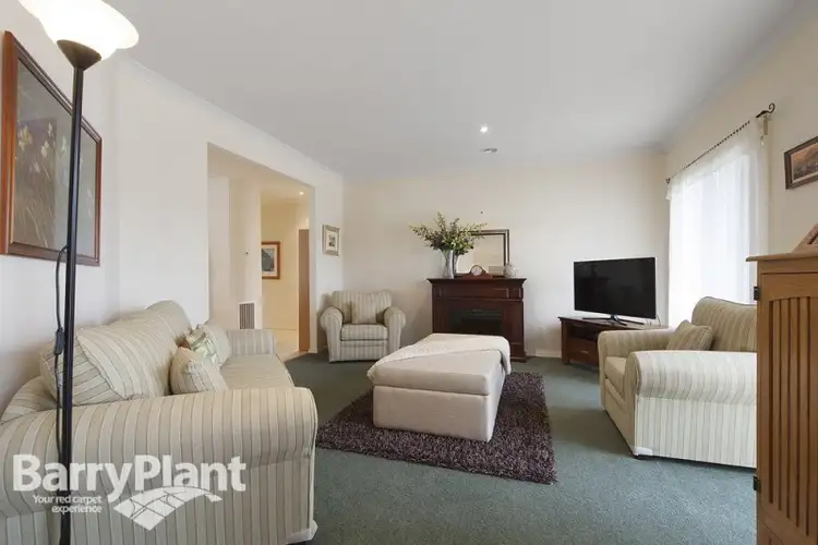 Third view of Homely house listing, 6 Kammich Court, Endeavour Hills VIC 3802