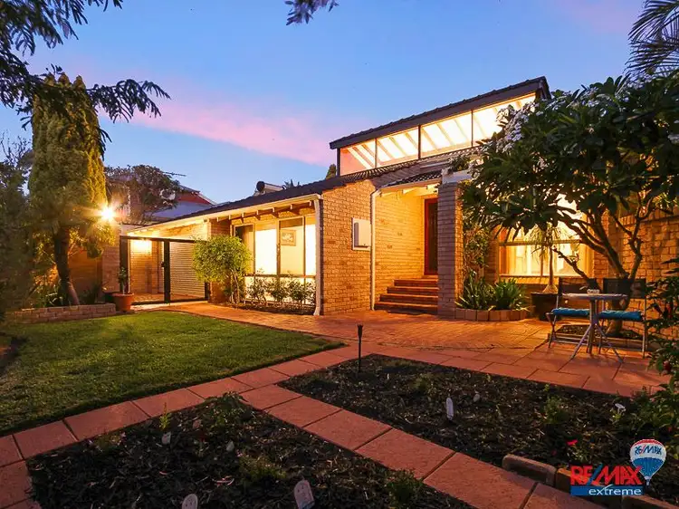 72 Chessell Drive*, Duncraig WA 6023