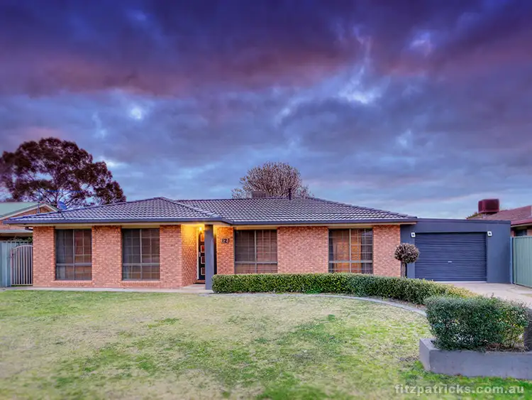 12 Grevillea Crescent, Lake Albert NSW 2650